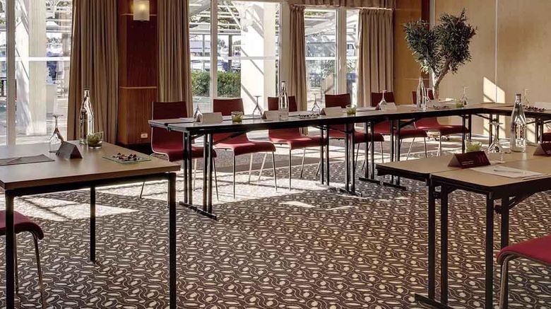 <b>Mercure La Grande Motte Meeting</b>. Images powered by <a href="https://iceportal.shijigroup.com/" title="IcePortal" target="_blank">IcePortal</a>.