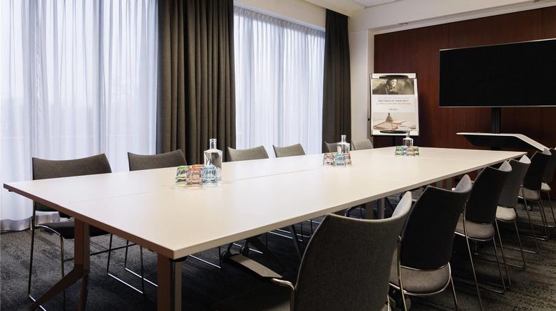 <b>Mercure Hotel Amsterdam City Meeting</b>. Images powered by <a href="https://iceportal.shijigroup.com/" title="IcePortal" target="_blank">IcePortal</a>.