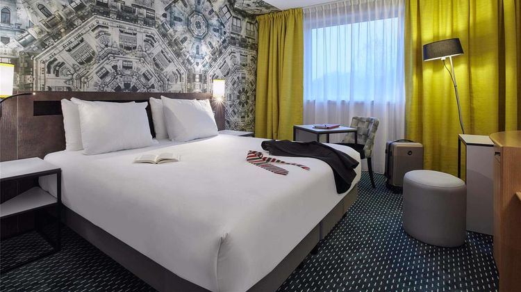 Mercure Paris Roissy CDG Room