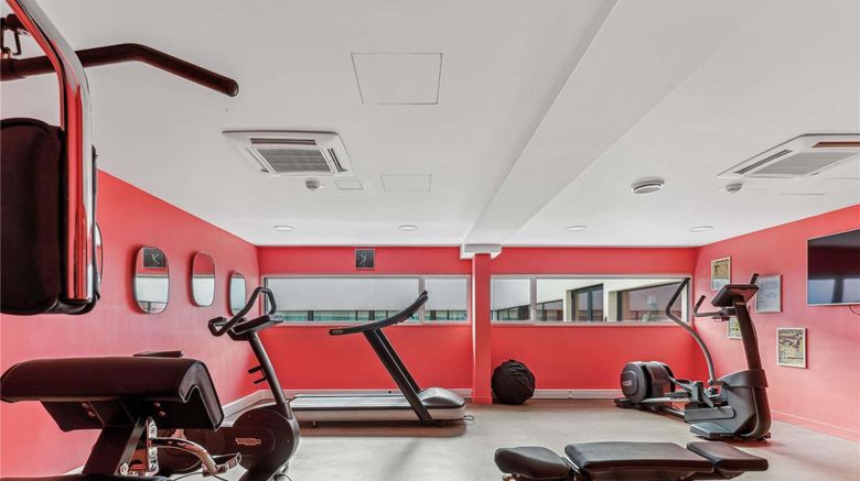 <b>Mercure Orly Aeroport Hotel Health</b>. Images powered by <a href="https://iceportal.shijigroup.com/" title="IcePortal" target="_blank">IcePortal</a>.
