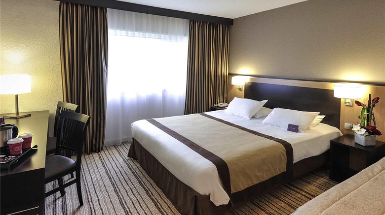 <b>Mercure Rouen Val-de-Reuil Room</b>. Images powered by <a href="https://iceportal.shijigroup.com/" title="IcePortal" target="_blank">IcePortal</a>.