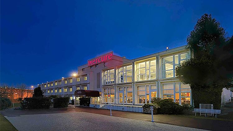 Mercure Rouen Val-de-Reuil Exterior