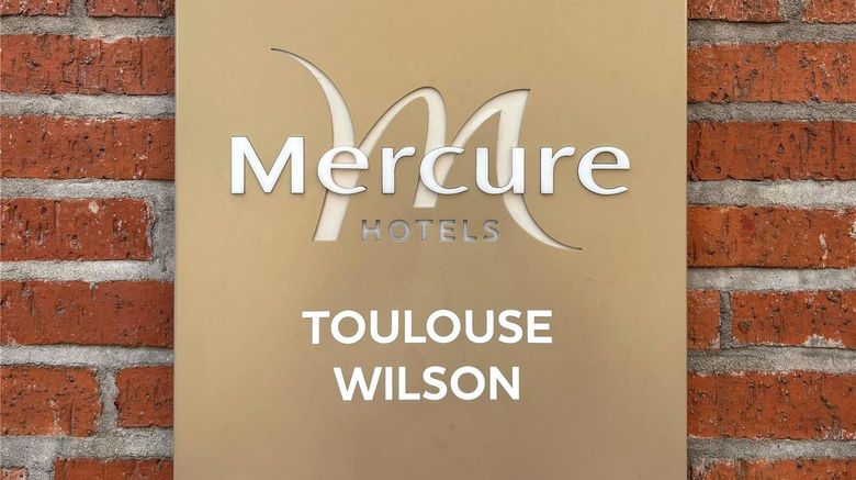<b>Mercure Wilson Hotel Exterior</b>. Images powered by <a href="https://iceportal.shijigroup.com/" title="IcePortal" target="_blank">IcePortal</a>.
