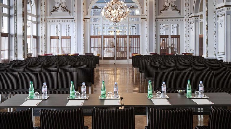 <b>Le Grand Hotel Cabourg - MGallery Coll. Meeting</b>. Images powered by <a href="https://iceportal.shijigroup.com/" title="IcePortal" target="_blank">IcePortal</a>.