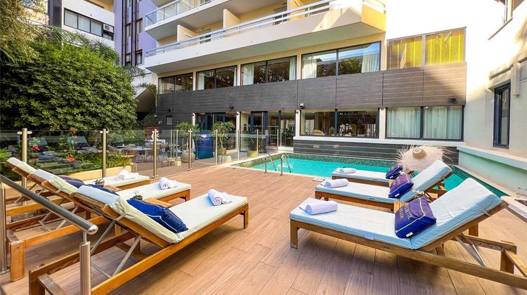 Hotel Croisette Beach MGallery Pool