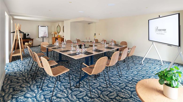 <b>Grand Hotel Beauvau Vieux-Port Meeting</b>. Images powered by <a href="https://iceportal.shijigroup.com/" title="IcePortal" target="_blank">IcePortal</a>.