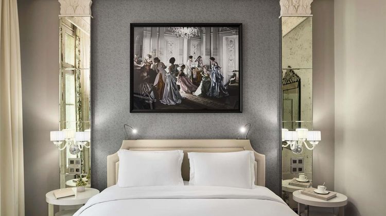 Sofitel Paris Le Faubourg Room