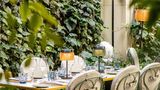 <b>Sofitel Paris Le Faubourg Exterior</b>. Images powered by <a href="https://iceportal.shijigroup.com/" title="IcePortal" target="_blank">IcePortal</a>.