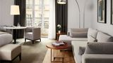 <b>Sofitel Arc de Triomphe Room</b>. Images powered by <a href="https://iceportal.shijigroup.com/" title="IcePortal" target="_blank">IcePortal</a>.