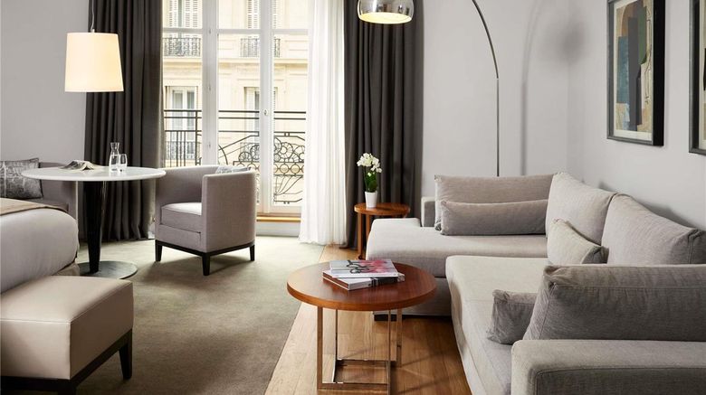 <b>Sofitel Arc de Triomphe Room</b>. Images powered by <a href="https://iceportal.shijigroup.com/" title="IcePortal" target="_blank">IcePortal</a>.