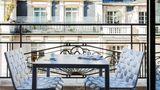 <b>Sofitel Arc de Triomphe Exterior</b>. Images powered by <a href="https://iceportal.shijigroup.com/" title="IcePortal" target="_blank">IcePortal</a>.