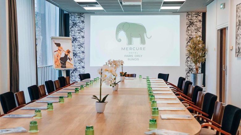 <b>Mercure Paris Orly Rungis Meeting</b>. Images powered by <a href="https://iceportal.shijigroup.com/" title="IcePortal" target="_blank">IcePortal</a>.