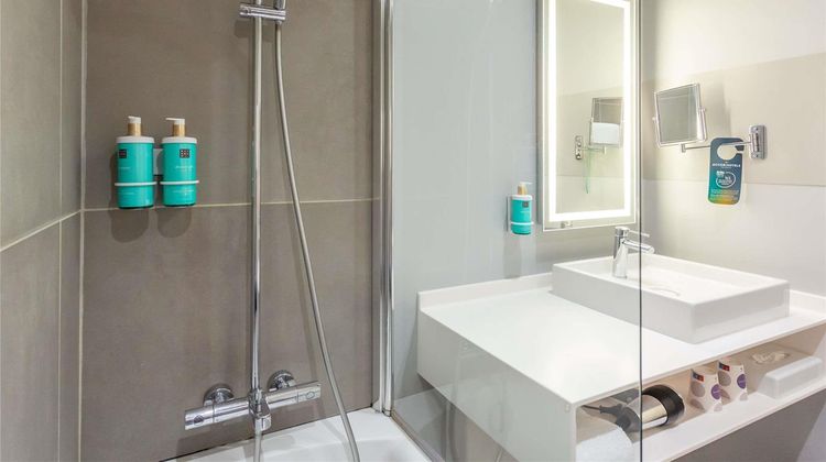 Novotel Bourges Room