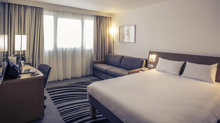 Novotel Bourges Room