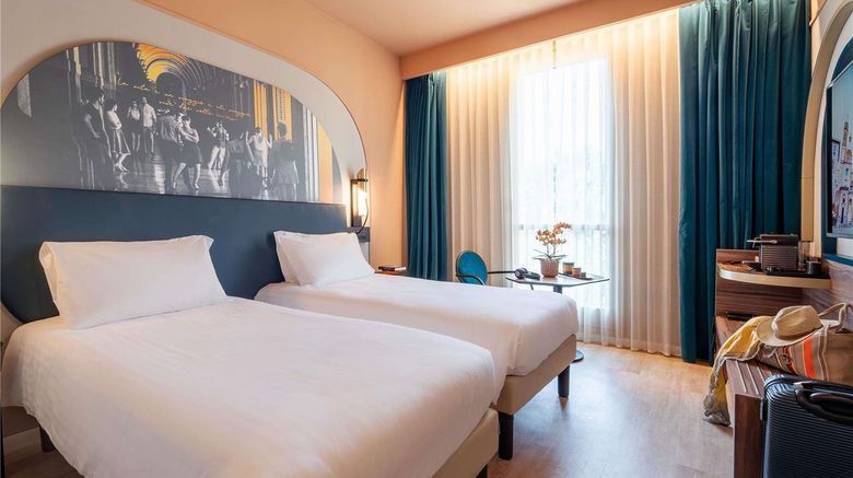 <b>Mercure Bologna Centro Room</b>. Images powered by <a href="https://iceportal.shijigroup.com/" title="IcePortal" target="_blank">IcePortal</a>.