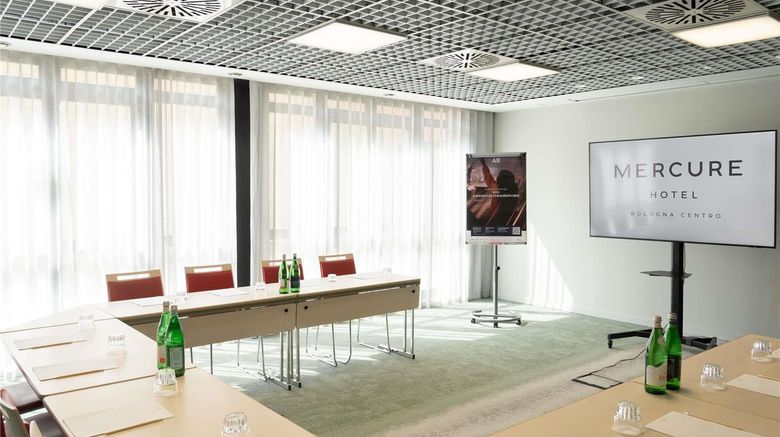 <b>Mercure Bologna Centro Meeting</b>. Images powered by <a href="https://iceportal.shijigroup.com/" title="IcePortal" target="_blank">IcePortal</a>.