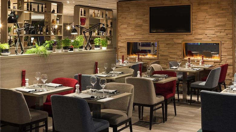 <b>Hotel Mercure Amsterdam Airport Exterior</b>. Images powered by <a href="https://iceportal.shijigroup.com/" title="IcePortal" target="_blank">IcePortal</a>.