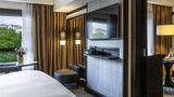 <b>Sofitel Lisbon Liberdade Suite</b>. Images powered by <a href="https://iceportal.shijigroup.com/" title="IcePortal" target="_blank">IcePortal</a>.