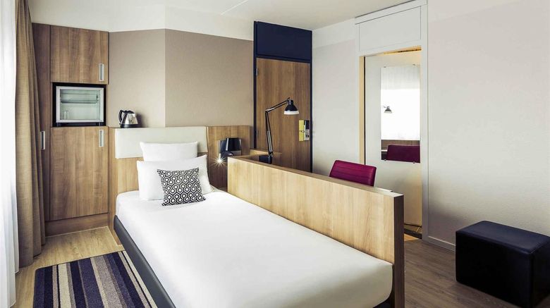 <b>Mercure Nijmegen Centre Room</b>. Images powered by <a href="https://iceportal.shijigroup.com/" title="IcePortal" target="_blank">IcePortal</a>.