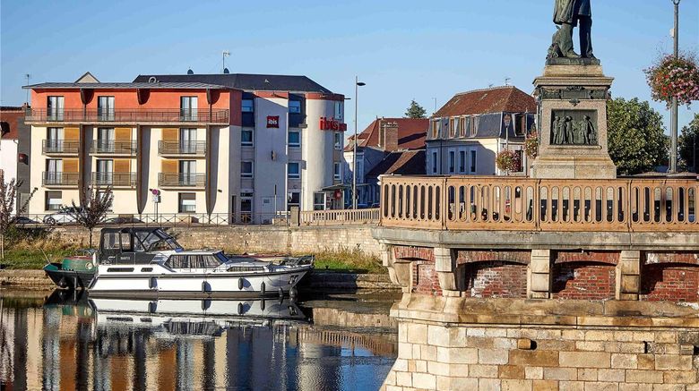 Ibis Hotel Auxerre Centre Exterior. Images powered by <a href="https://iceportal.shijigroup.com" target="_blank" rel="noopener">Ice Portal</a>.