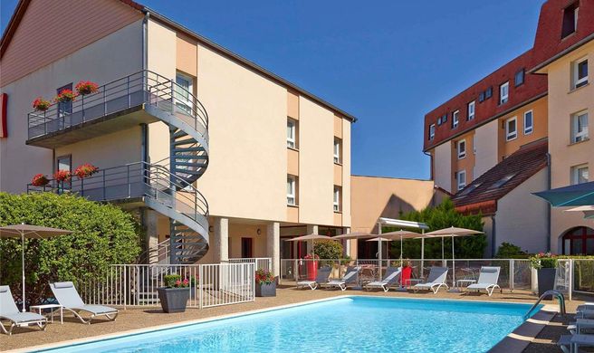 Ibis Beaune Centre Exterior
