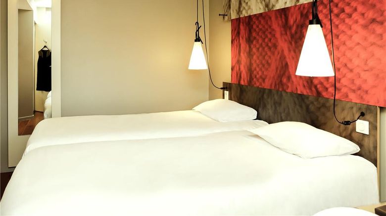 <b>Ibis Besancon Centre Ville Room</b>. Images powered by <a href="https://iceportal.shijigroup.com/" title="IcePortal" target="_blank">IcePortal</a>.