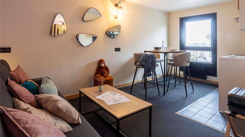 <b>Ibis Styles Boulogne Centre Cathedrale Room</b>. Images powered by <a href="https://iceportal.shijigroup.com/" title="IcePortal" target="_blank">IcePortal</a>.