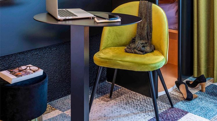 Ibis Styles Boulogne Centre Cathedrale Room