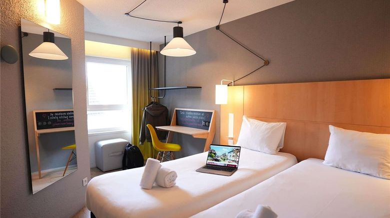 <b>Ibis Hotel Colmar Room</b>. Images powered by <a href="https://iceportal.shijigroup.com/" title="IcePortal" target="_blank">IcePortal</a>.