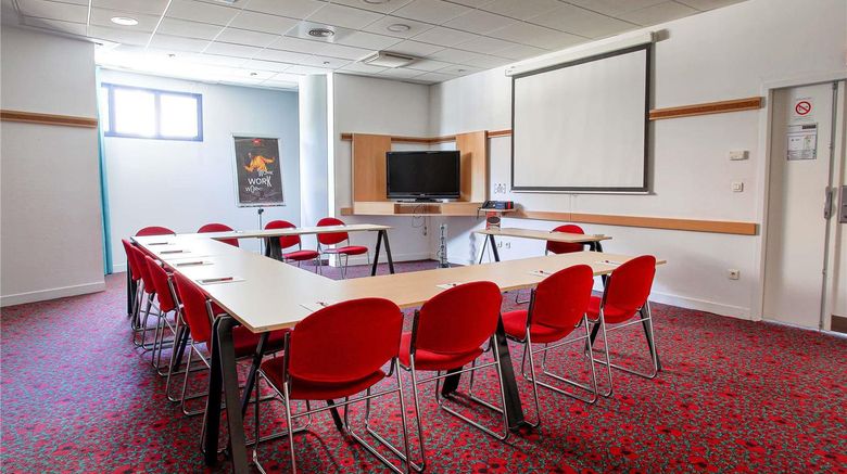 <b>Ibis Marseille Centre Gare Meeting</b>. Images powered by <a href="https://iceportal.shijigroup.com/" title="IcePortal" target="_blank">IcePortal</a>.