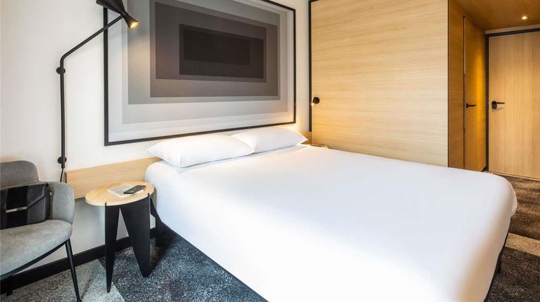 <b>Ibis Sainte Catherine Exterior</b>. Images powered by <a href="https://iceportal.shijigroup.com/" title="IcePortal" target="_blank">IcePortal</a>.