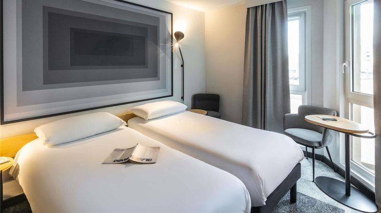 <b>Ibis Sainte Catherine Exterior</b>. Images powered by <a href="https://iceportal.shijigroup.com/" title="IcePortal" target="_blank">IcePortal</a>.