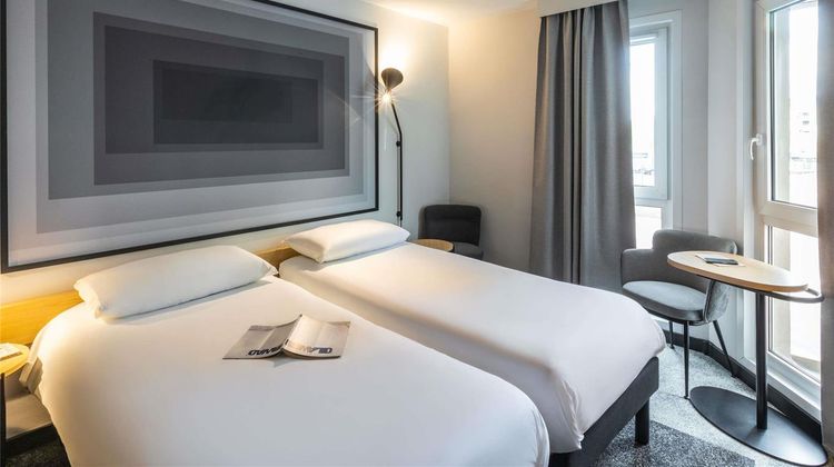 Ibis Sainte Catherine Exterior