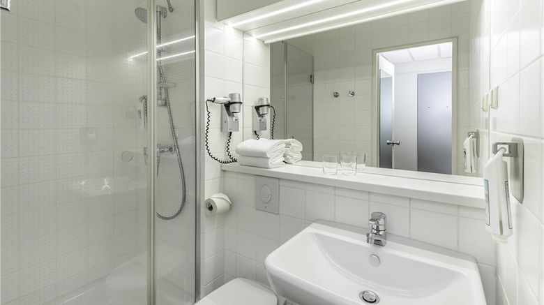 <b>Ibis Hamburg Alster Centrum Room</b>. Images powered by <a href="https://iceportal.shijigroup.com/" title="IcePortal" target="_blank">IcePortal</a>.