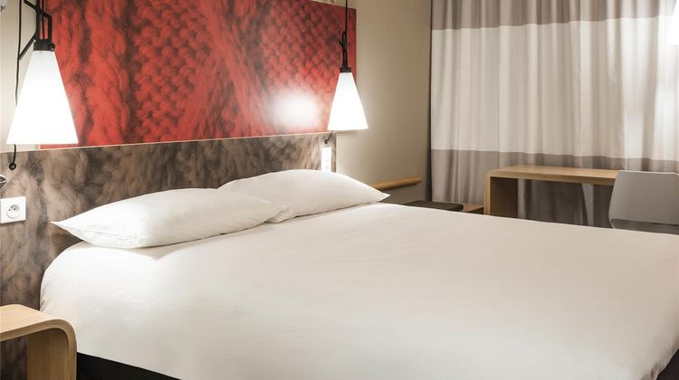 Ibis Hamburg Alster Centrum Room
