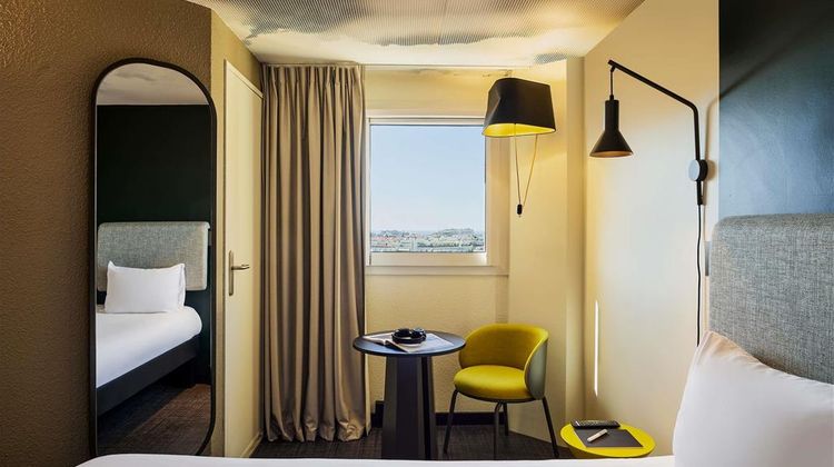 Ibis Centre Nice Room