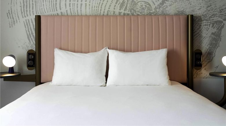 <b>Ibis Styles Paris Mairie Issy Room</b>. Images powered by <a href="https://iceportal.shijigroup.com/" title="IcePortal" target="_blank">IcePortal</a>.