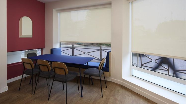 Ibis Styles Poissy Exterior
