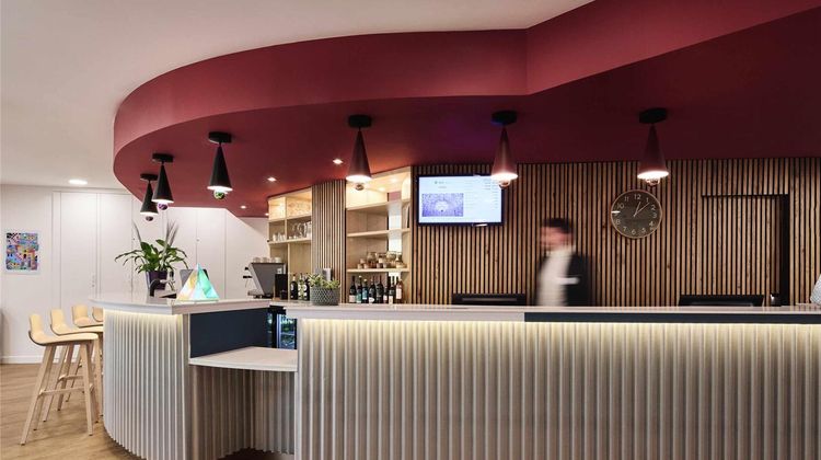 Ibis Styles Poissy Exterior
