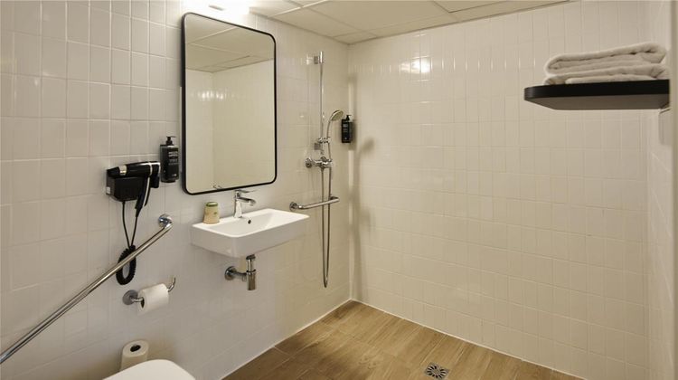 Ibis Styles Poissy Room