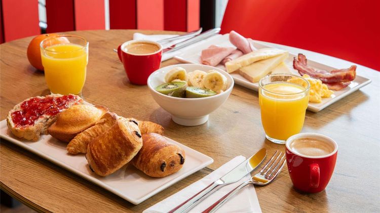 Ibis Hotel Versailles Restaurant