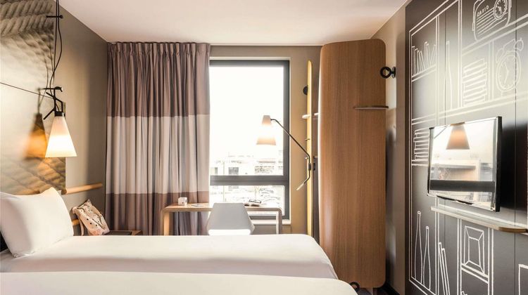 Ibis Paris Coeur D'Orly Airport Room