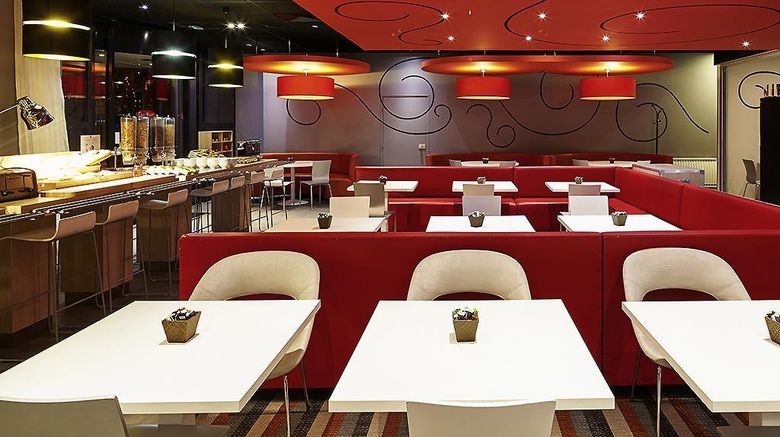 <b>Ibis Paris Marne La Vallee Restaurant</b>. Images powered by <a href="https://iceportal.shijigroup.com/" title="IcePortal" target="_blank">IcePortal</a>.