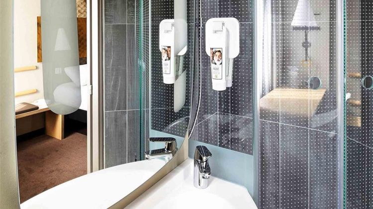 Ibis Paris Marne La Vallee Room