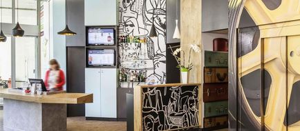 Ibis Hotel Poitiers Exterior