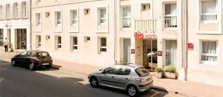 Ibis Hotel Rochefort Exterior