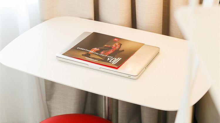 Ibis La Rochelle Centre Historique Room