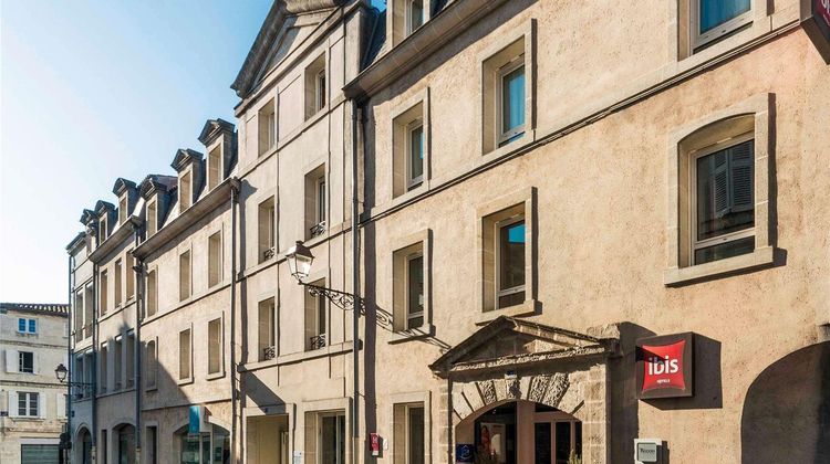 Ibis La Rochelle Centre Historique Exterior