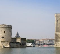 Ibis La Rochelle Centre Historique Exterior
