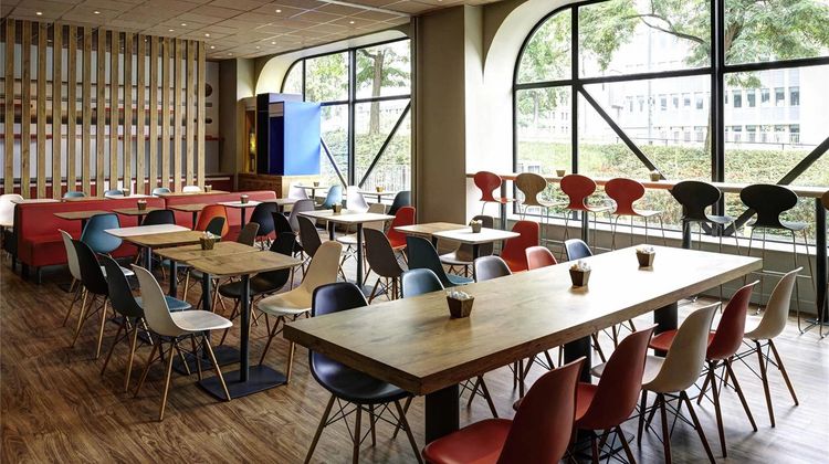 Ibis Strasbourg Centre Historique Exterior
